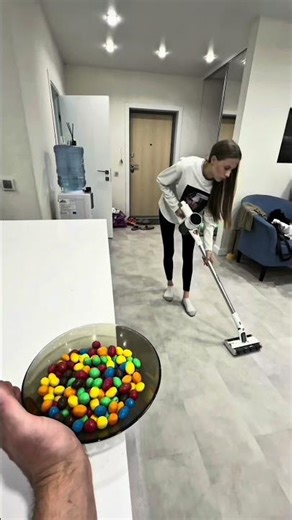 Wow,super sister you go agry???Cat mode😺❤️