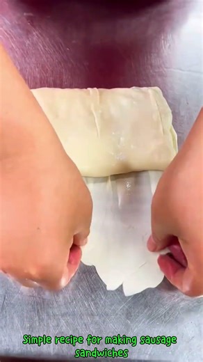 Simple recipe for making sausage sandwiches
