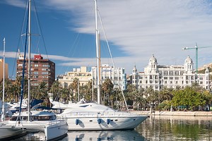 Valencia Travel Guide - Expert Picks for your Vacation