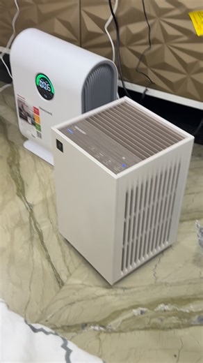 Shubham Garg on Instagram: "SHARP Air Purifier REAL Test 😳 | 40-Min AQI Check on Other Meters 🔍 40 minutes test done ✅ This is the SHARP air purifier result measured on other air purifier AQI meters running WITHOUT filters — only used as PM2.5 measuring screens 📊 On my YouTube channel, I’ve already shared: ⏱ 10-minute results ⏱ 20-minute results And now this 40-minute real-world test 💨 💰 Bought SHARP for around ₹12,000 from Amazon using credit card offer ❌ Not sponsored ✅ Honest testing, no