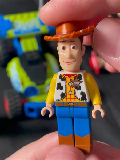 How the Woody LEGO minifigure came to have the most movie-accurate Woody doll face at the time of its release! This was, at the time, the only Woody toy to feature the classic 'toy mode' smile that Woody has while Andy's not around. Even more interesting than that, is that the face belonged to a LEGO minifigure and NOT a Thinkway mainline or collection line release! #fyp #toystory #lego