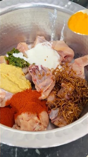 Hyderabadi Chicken Dum Biryani #chickenbiryani #chickendumbiryani