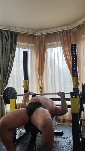 #strongman #musclebear #chestday | VictorBandiofficial