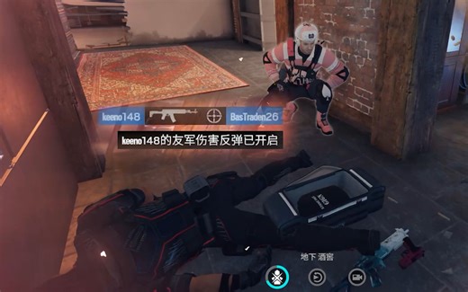 分我一口盒饭吧，哥！