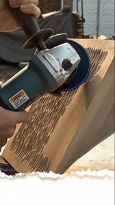 Creating Stunning Wood Patterns Using a Grinder#anglegrinder #woodcarving #woodpattern #wooddesign