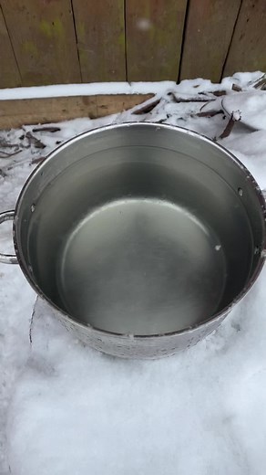 Cooking in the Snow: Delicious Pot Dish Preparation