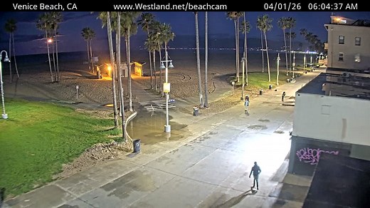 BEACH CAM - Live streaming webcam from Venice Beach, California