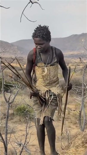 African tribes hunt| African tribes hunting food | Hunting ways of old tribes
