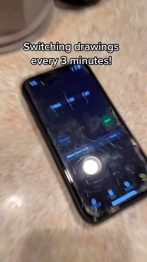 Switching Drawings Every 3 Minutes Challenge with Friends