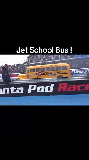 Jet School Bus Drag Racing: Unbelievable Speed on the Track!