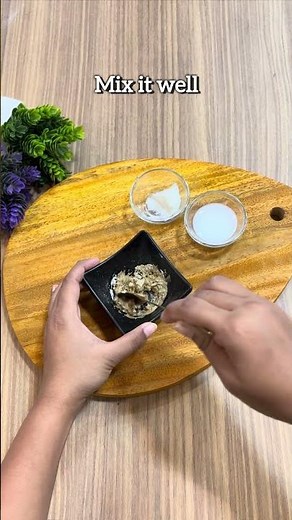 Try this simple yet powerful DIY face mask made with natural ingredients