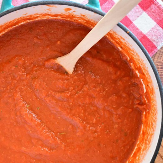Simple Marinara Sauce (Homemade Italian Recipe)