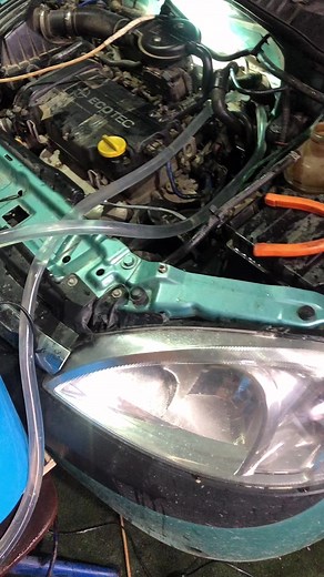 Engine Cleaning Process in a Workshop Environment