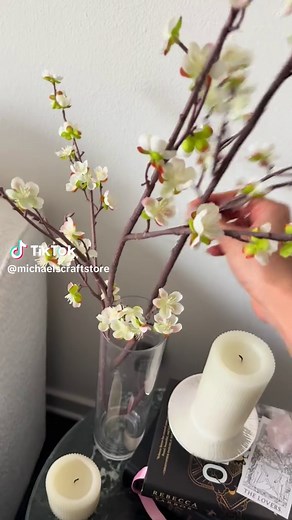 Obsessed with the viral new spring florals🌷🤍 #makeitwithmichaels #michaelsstores #diy #craft #spring