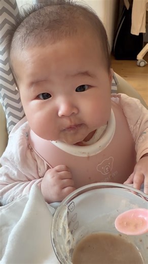 고기는 매일 먹어도 맛있어! 정말 짜릿한 맛!! 186일 아기 이유식