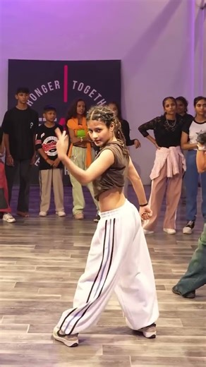 E6��本利用厎电瓷� #trending #viral #dancevideo #dan