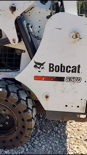 Aprende a Operar un Bobcat en un Minuto - Tutorial Completo