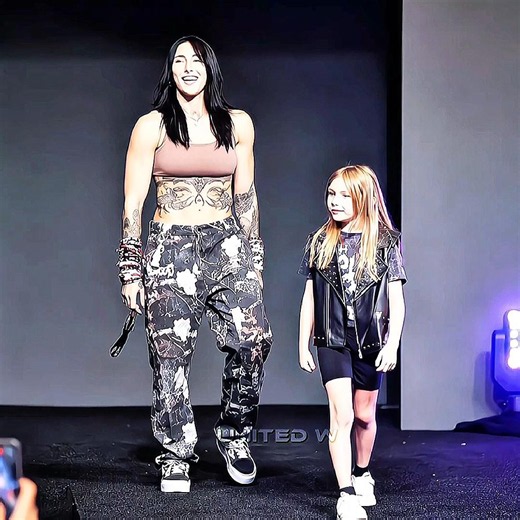 Rhea Ripley Funny Moments With Small Child Edit! 😍 #wwe #rhearipley #shorts
