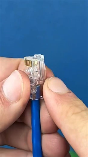23K views · 60 reactions | The simple trick to fix a network cable in minutes No technician, no waiting #CaliGarage #NetworkHack #HomeFix | Do It YourSelf | Facebook