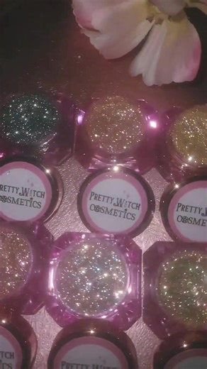 Discover Galactic Garden Luster Dusts for Stunning Eyes
