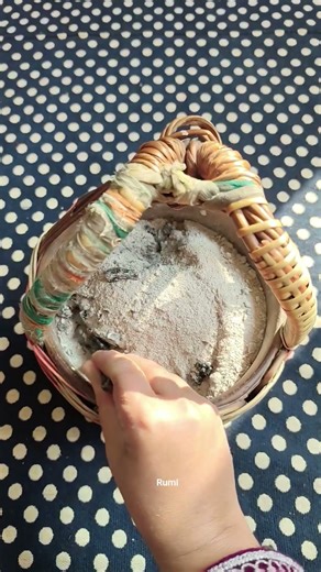 Kashmiri Kangri: Traditional Winter Fire Pot Explained | Kangir | Kashmiri Culture #shorts #kangri