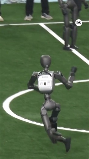 Här slår roboten Usain Bolts världsrekord på 100 meter