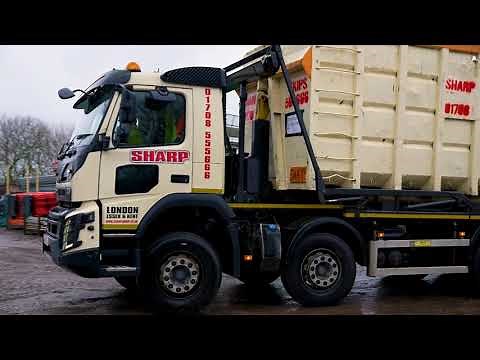 Roll-on-off Containers providing Rapid Removal of waste in London and the South East