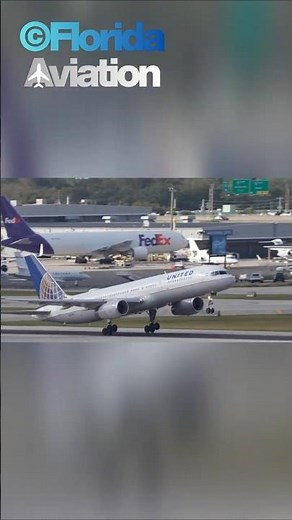 United Airlines Boeing 757 Closeup Takeoff at Fort Lauderdale Int’l Airport | Plane Spotting 4K