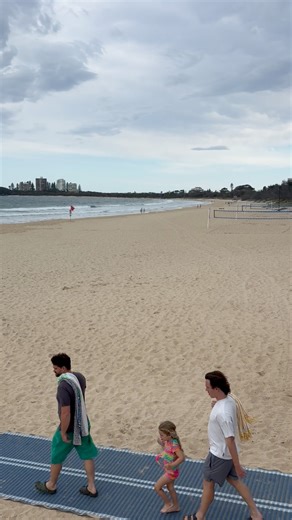 Cooled off a lot since Monday but still warm enough for a swim at Mooloolaba Beach Sunshine Coast Council Visit Sunshine Coast #mooloolababeach #sunshinecoast #queensland #australia | Mooloolaba Beach