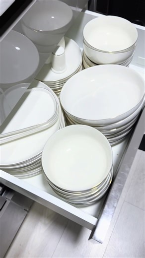 Karaca Favaro 53-Piece Bone China Dinnerware Set Review
