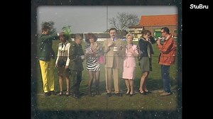 38K views · 1.1K reactions | Zoals jullie wellicht al weten komt er een speciale kerstaflevering van F.C. De Kampioenen. Onze vrienden van Studio Brussel kunnen niet wachten en hebben al een eigen versie van de intro gemaakt. Wat vinden jullie ervan? | F.C. De Kampioenen | Facebook