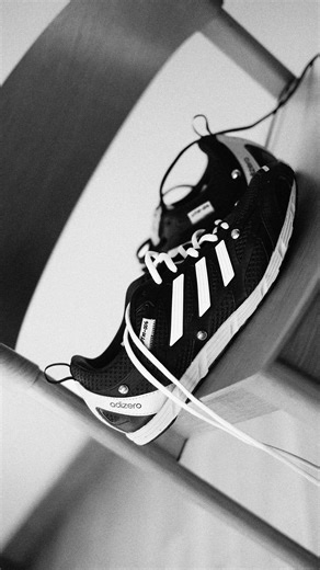 Huan on Instagram: "分享最近的小開心，入手了兩雙黑武士 -Adidas x SFTM 006 Adizero PR -Salomon XT-whisper 那你多久又沒為自己的開心買單了呢"