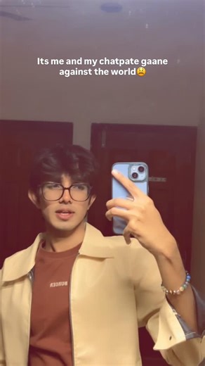 ᴅʜʀᴜᴠ ᴘᴀтᴇʟ💙 on Instagram: "No one can convince me for this😮‍💨 (Chatpate gaane, firstkiss, lypsync) #chatpata #fyp #firstkiss #lypsync #explorepage"