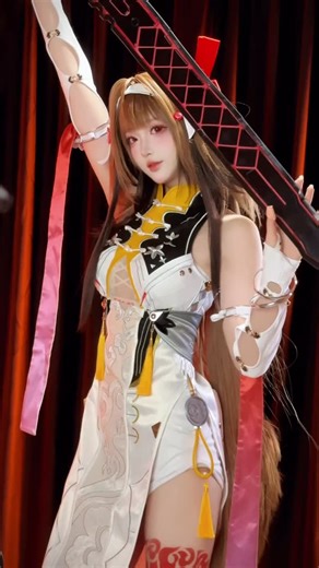 Gallery Cosplayer on Instagram: "Ye Shunguang Cosplay! ━━━━━━━━━━━━━━━━━━━━━━━━━━━━ 扮演者的名字 | Cosplayer : 小南宫zzZ 来源 | Source : 抖音 | Douyin 虚构人物 | Character : 叶瞬光 | Ye Shunguang 游戏 | Game : 绝区零 | Zenless Zone Zero 如果您对本文有疑问，请通过我的个人资料中列出的电子邮件与我联系 ━━━━━━━━━━━━━━━━━━━━━━━━━━━━"