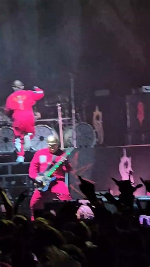SLIPKNOT - Eyeless - #Live at O2 Arena London, 20-12-2024 #slipknot #concert #metalhead #numetal