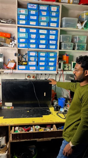 Dipankar Das on Instagram: "LED TV No Display Sound OK problem fixing by panel modification . follow @xpert_technician follow @dipelectronics . . . #electronics #dipelectronicslab #electronicsrepair #tvrepair #ledtvrepair #repair #ledtvpanerepair #panelrwpair #tvpanelrepair #tvreoairing #displayrepair"