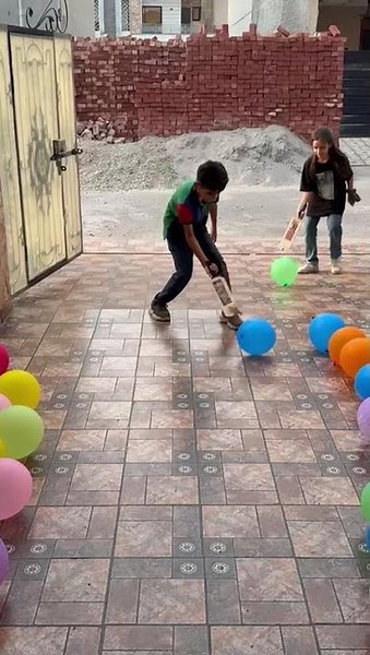 Fun Balloon Games for Kids | Outdoor Party Activities