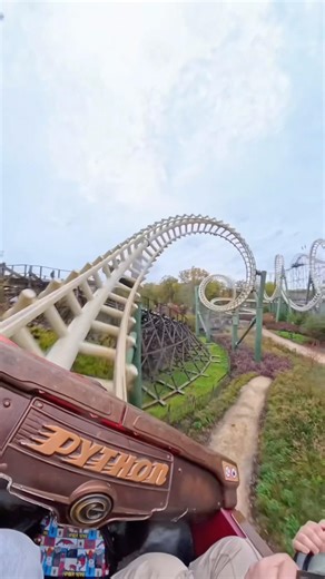 The OG Looping Coaster of the Netherlands!🐍😵‍💫 #rollercoaster #efteling #python #themepark #ride