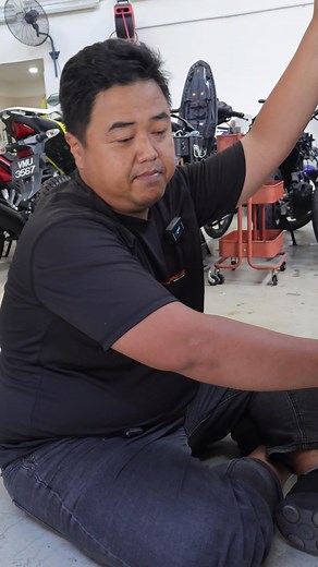 Kit ShiftBoss quickshifter kami adalah jenis modular dimana ia boleh dipasang kepada pelbagai jenis motosikal mengikut konfigurasi yang diperlukan. Hanya RM250 untuk keseronokan menukar gear tanpa menarik clutch* dan boleh dipasang pada ECU TuneBoss Stage1, Stage2 atau Stage3. | TuneBoss ECU Malaysia