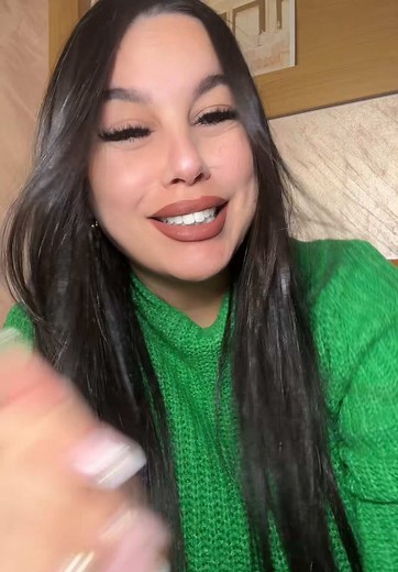 Get Ready with Lyly: Fun Makeup and Fashion Tips