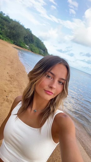Exploring the Beauty of Kauai: A Spring Break Vacation with Allie Andrew