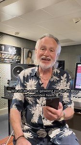 'Paloma Blanca' gaat momenteel viraal op TikTok en er worden over de hele wereld videos gemaakt op het nummer. We gingen langs bij Hans Bouwens (George Baker) en lieten hem een aantal videos zien' 😆 Wie van jullie kan zich nog herinneren dat het nummer uitkwam in 1975? | Universal Music Legends