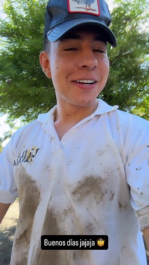 183K views · 10K reactions | Ahí si nadie yo creo que me voltee a ver | El chico botas | Facebook