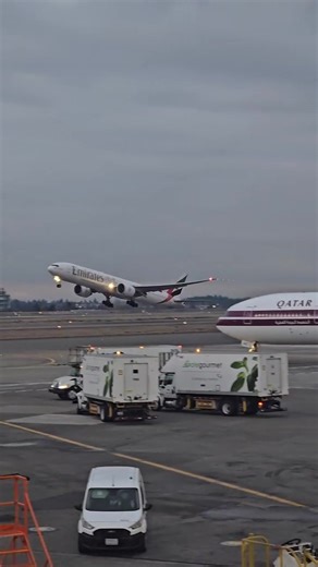 #pilotAngel #pilotlifestyle #readyfortakeoff✈👩‍✈️ #LadyPilot #aviationlovers #flightannouncement #piloteyes #flightattendants #cockpitcrew👩‍✈️✈ #femalepilot #boing777300er #newyourkflight👩‍✈️✈ #pilotgirls👩‍✈️ #flyinggirl👩‍✈️✈✈ #cabincrew #✈️ #airlinepilot #pilotgirl #airbus #boeing777 #airport #airplane #aviationdaily #aviation #Avgeek #pilotsandra👩‍✈️✈