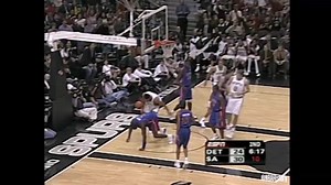 Tim Duncan Poster Dunk vs DET
