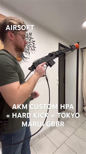 AIRSOFT AKM CUSTOM HPA « HARD KICK » TOKYO MARUI GBBR