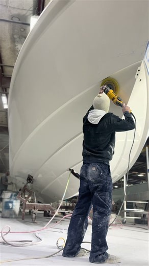 Solace 42: Experience the Thrill of 80 MPH Boating