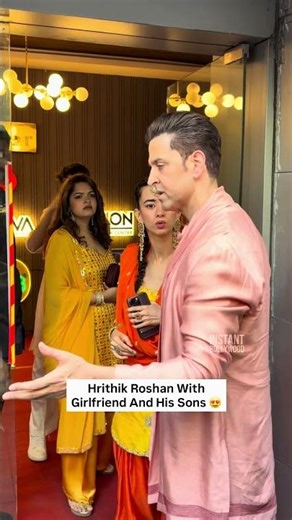 Family goals Hrithik Roshan steps out with gf Saba Azad and his sons #HrithikRoshan #shorts