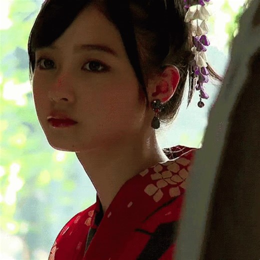 橋本環奈の魅力を探る