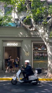 Strolling through Shanghai’s cozy lanes—Yuyuan Rd, LiXi Rd, Wuyi Rd—where every corner bursts with vibrant colors, cafes, and unique little shops. Perfect for a slow, photogenic citywalk, soaking in the laid-back vibes and hidden gems of this artsy neighborhood. 🌸☕️ 📸: 范馨蕾/上海长宁文旅 Share your view of Shanghai’s beauty and tag #ipshanghai for a chance to be featured.⁠ .⁠ .⁠ .⁠ .⁠ #ipshanghai #shanghai #lanes #bloom #citywalk #citylife #spring #photography #videos #LookUP #travel #travelinchina #s